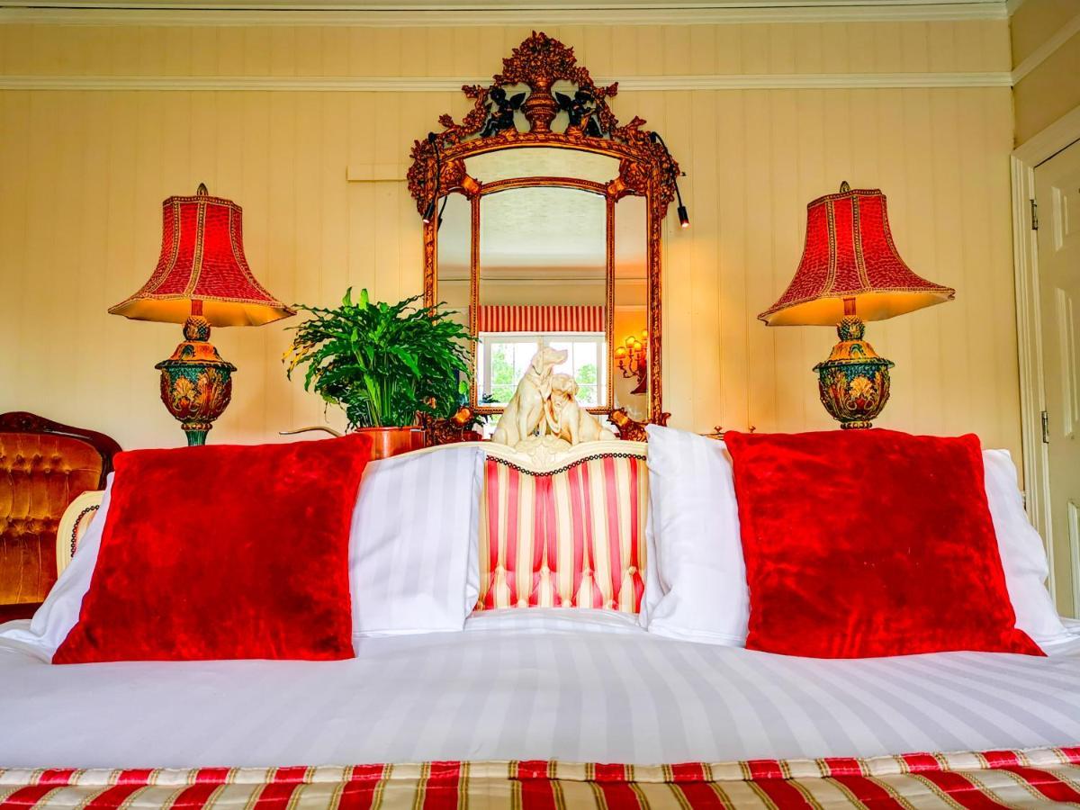 Cedar House Boutique B&B Burton  외부 사진